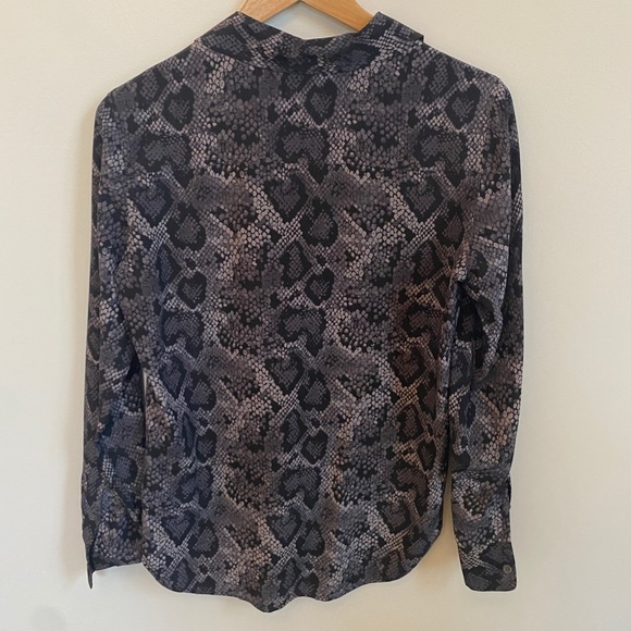 EQUIPMENT Charcoal/Silver Python Button-Up Blouse - Picture 4 of 6